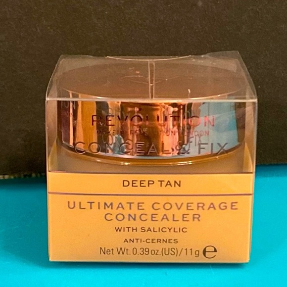 Makeup Revolution Conceal and Fix Concealer - Deep Tan - Picture 2 of 6